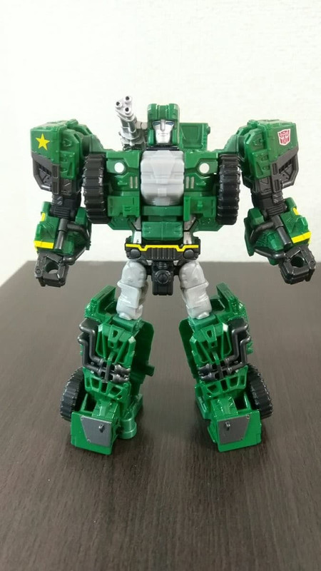 1477921208-uw-lynx-king-07