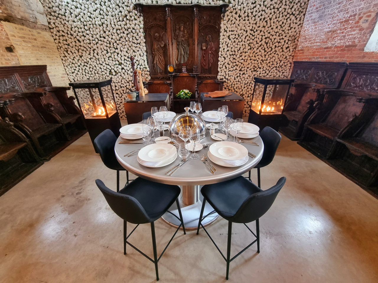 The Chef's Table on its stainless-steel pedestal