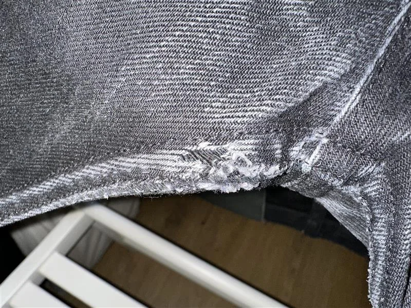 fraying on seams v0 5gsxc325rmkg1