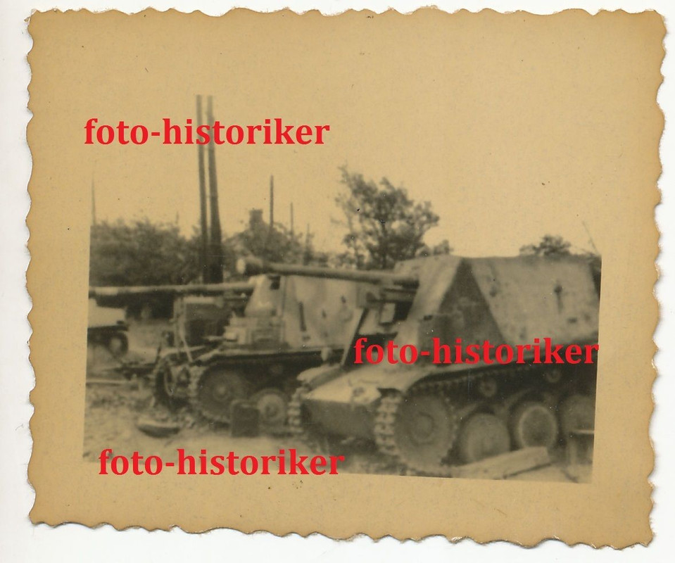 2 zerstörte deutsche Panzer SFL Selbstfahrlafett