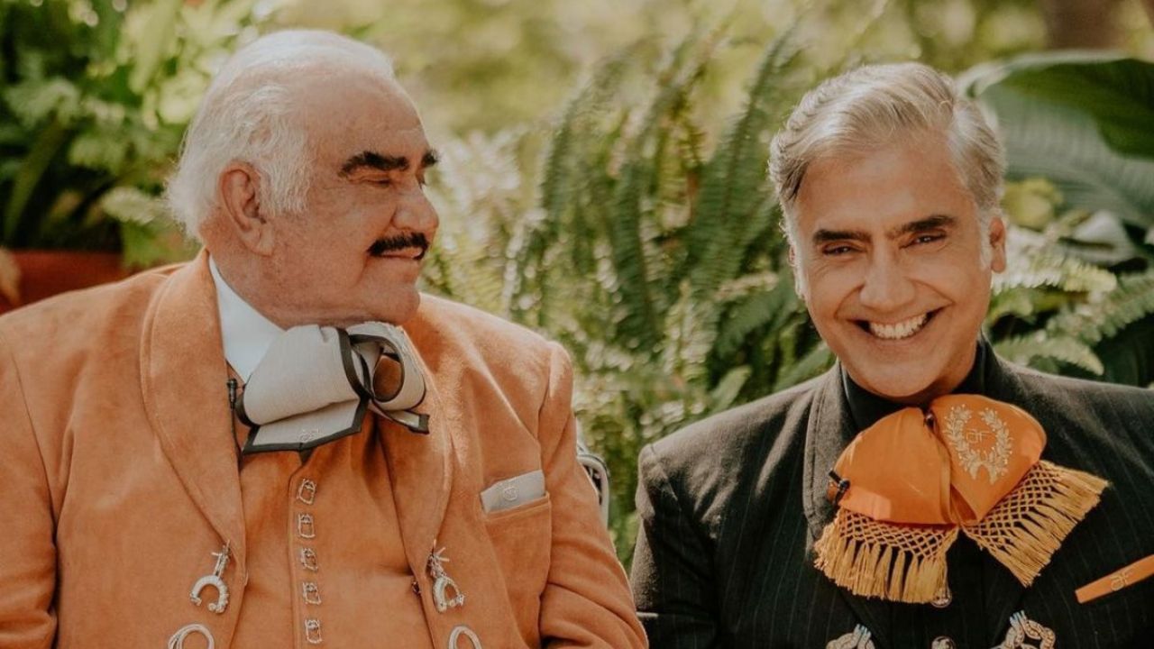 Alejandro Fernández en compañía de Cuquita recuerda a Vicente Fernández
