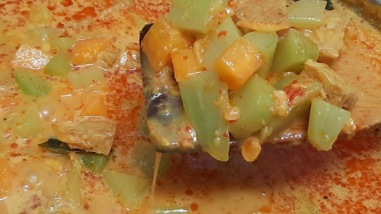 Tutorial Membuat Lontong Medan, Kuliner Khas yang Gurih dan Lezat