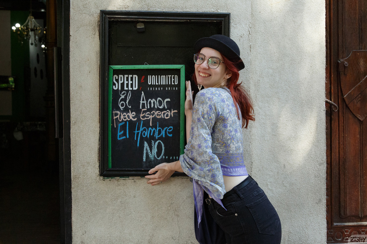 full_021_7779104825123106