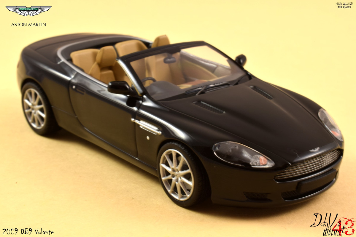 Aston Martin_DB9_Volante_Minichamps (7)
