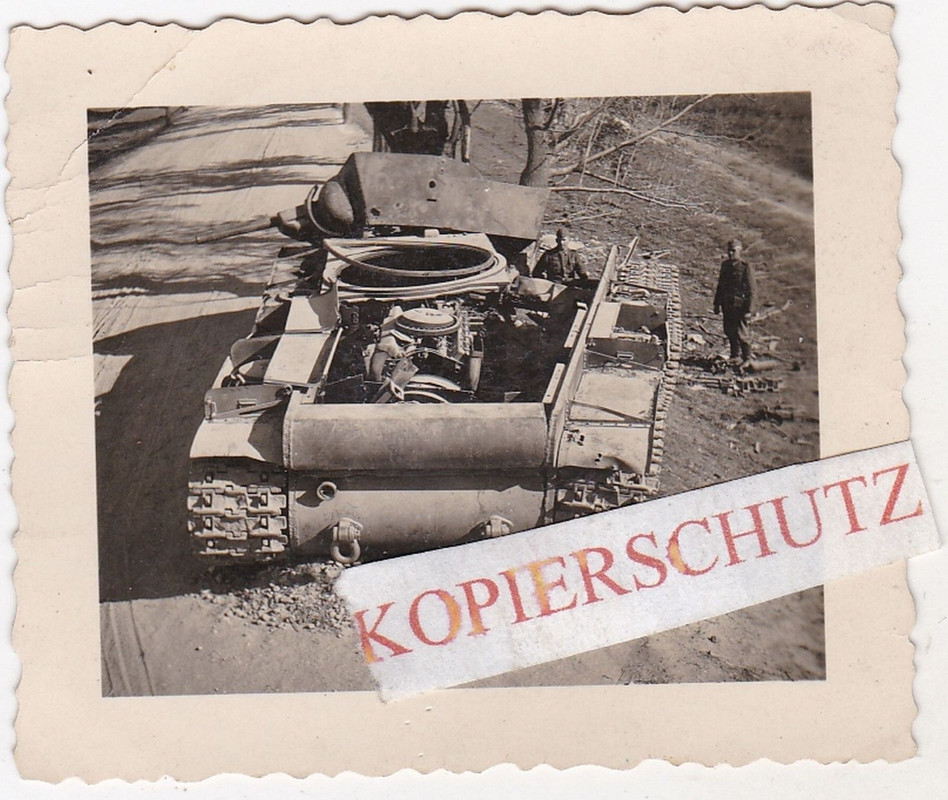 Orig.Foto Orig. Foto Panzer Tank zerstört
