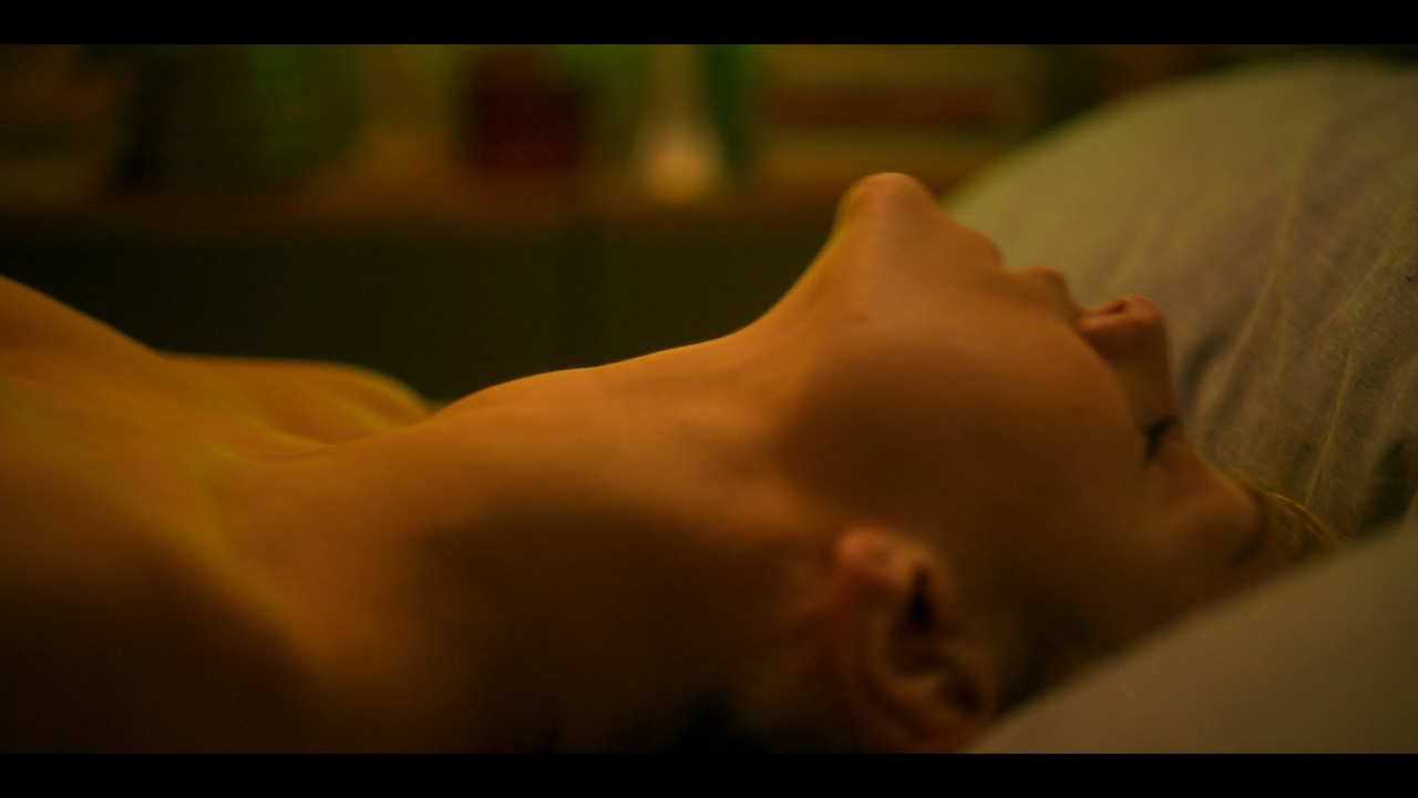 Elite.Short.Stories.Carla.Samuel.S01.1080p.NF.mkv_snapshot_06.32_[2021.08.31_13.21.31]