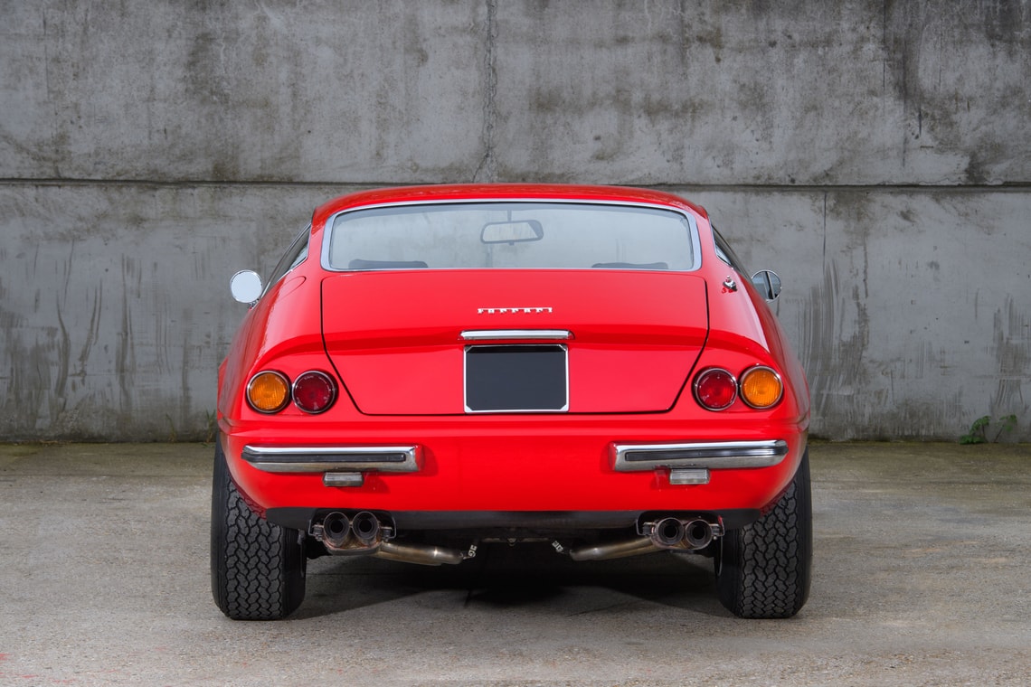 Elton John's 1972 Ferrari 365 GTB4 Daytona (6)