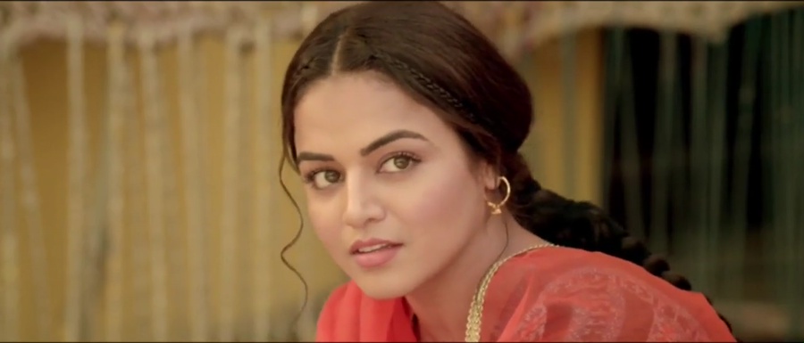 Parahuna 2018 WebRip [Punjabi] 480p, 720p ESub Screenshot