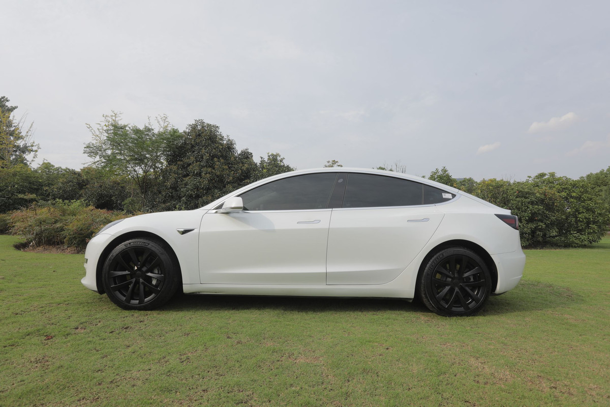 Tesla Model 3 with wheel covers