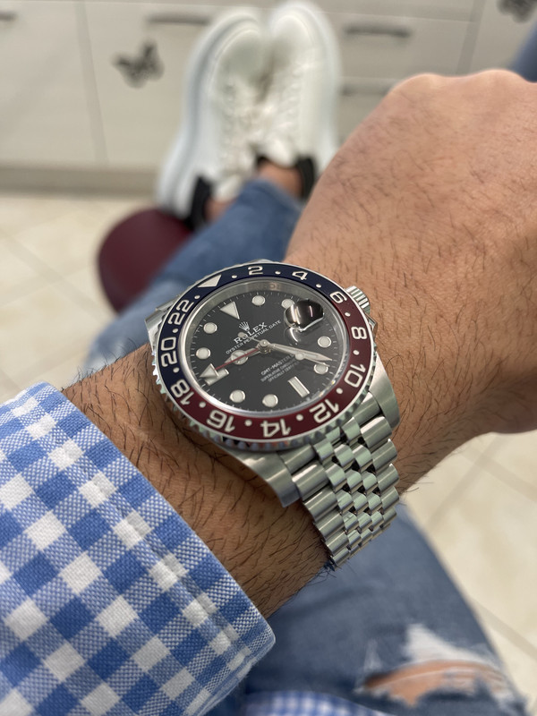 35C39AED-4522-47D8-AA8F-92605D918A4B