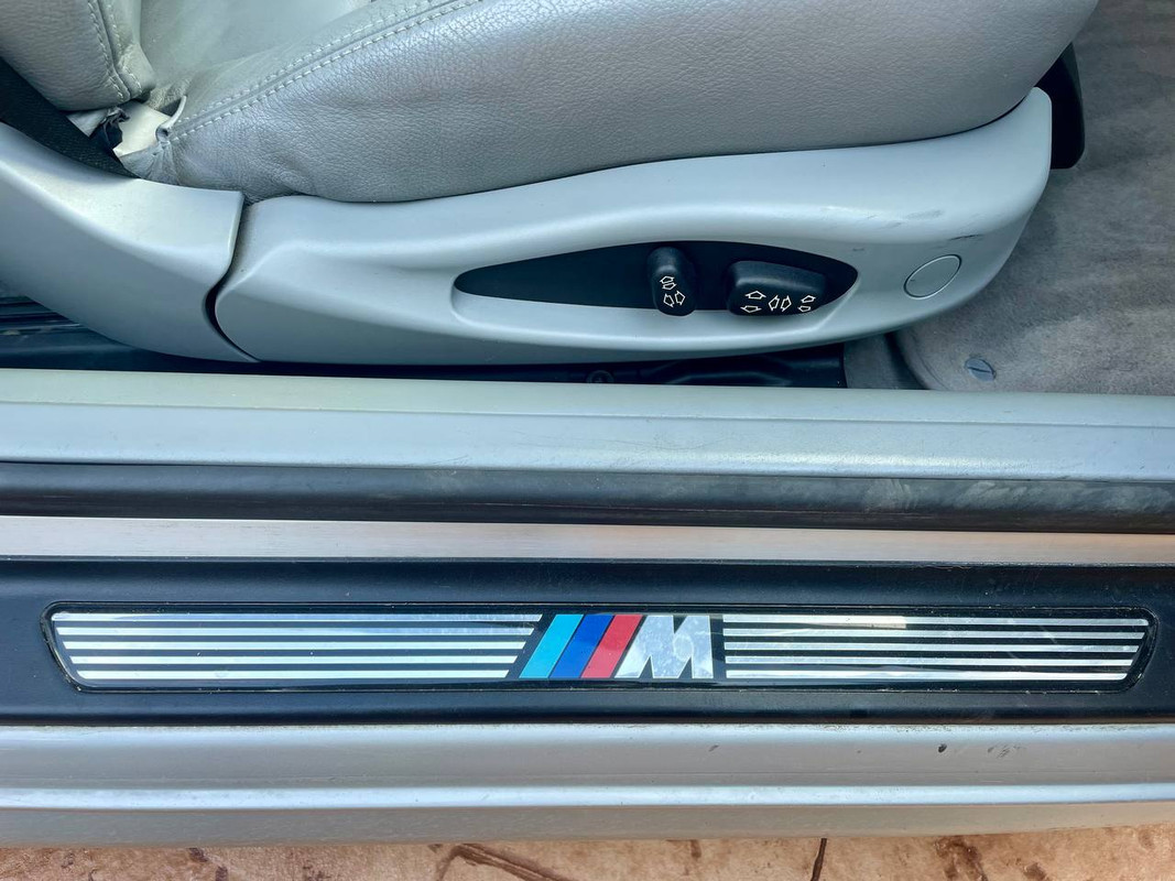 photo_5906914289816551475_y