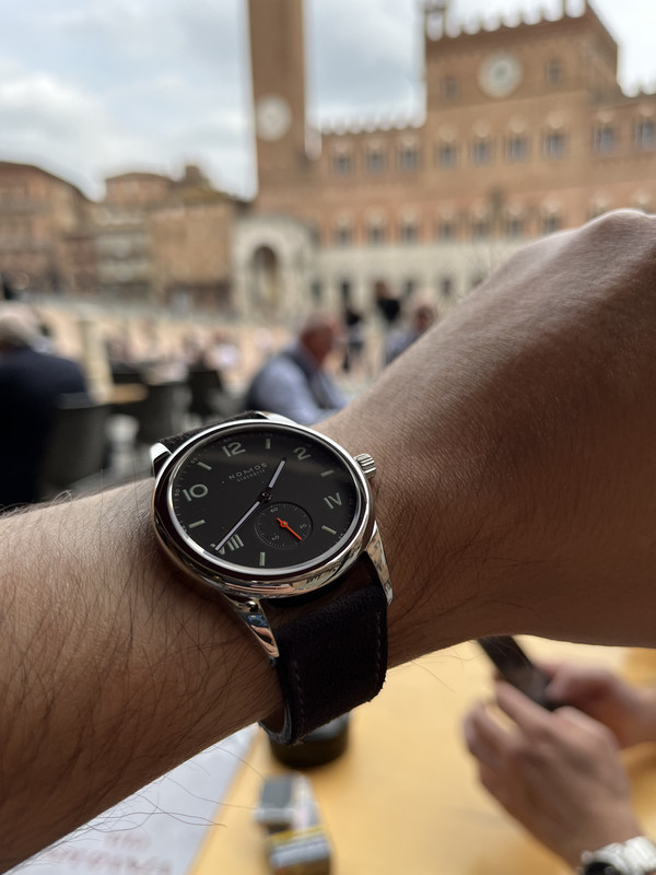 9477211B-8449-4B74-8E57-5DE5E5BEB6BF