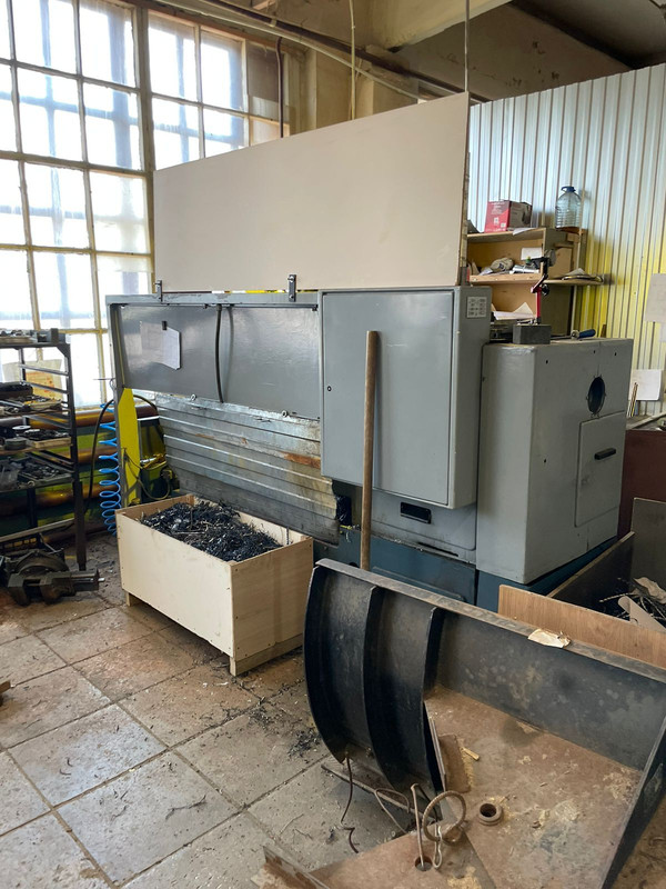 Узкий проем