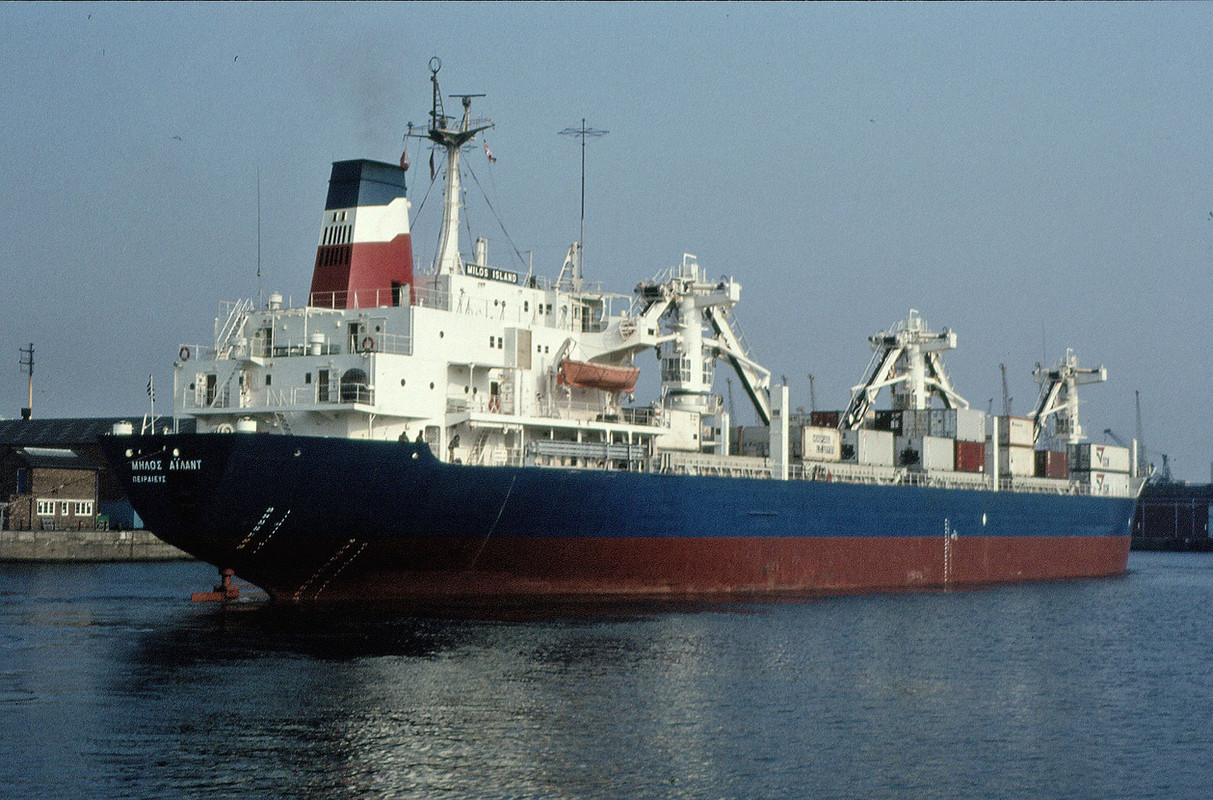 MILOS ISLAND  (7125b)[GC2G](Grc-1979)(2 May 1984-Liverpool-Gbr)(7718175)(© David Williams)