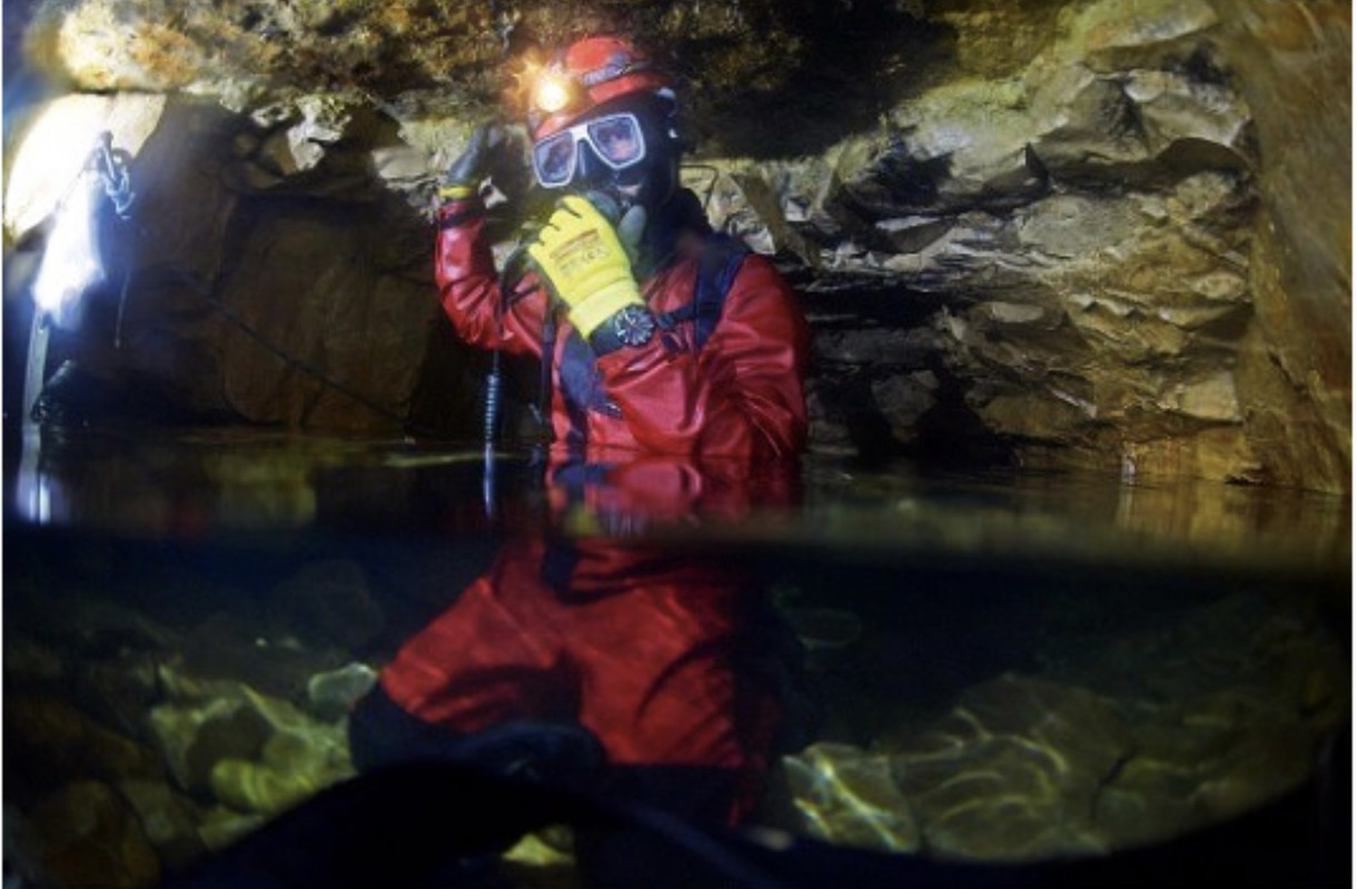 C1FEDFA9-9AD3-4301-B579-A9886D2F39CE