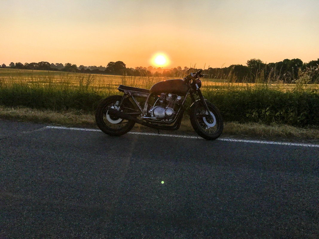 5DE96169-A529-4C6A-A5A3-F2B9683575C1