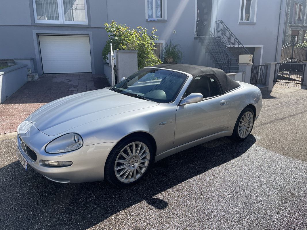 58524775-B7AB-46C1-81CD-CBB22D7EEA80