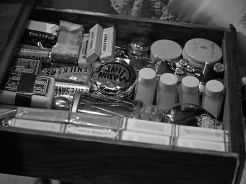 Caged 1950 Eleanor Parker Film Noir 720p x264 Classics