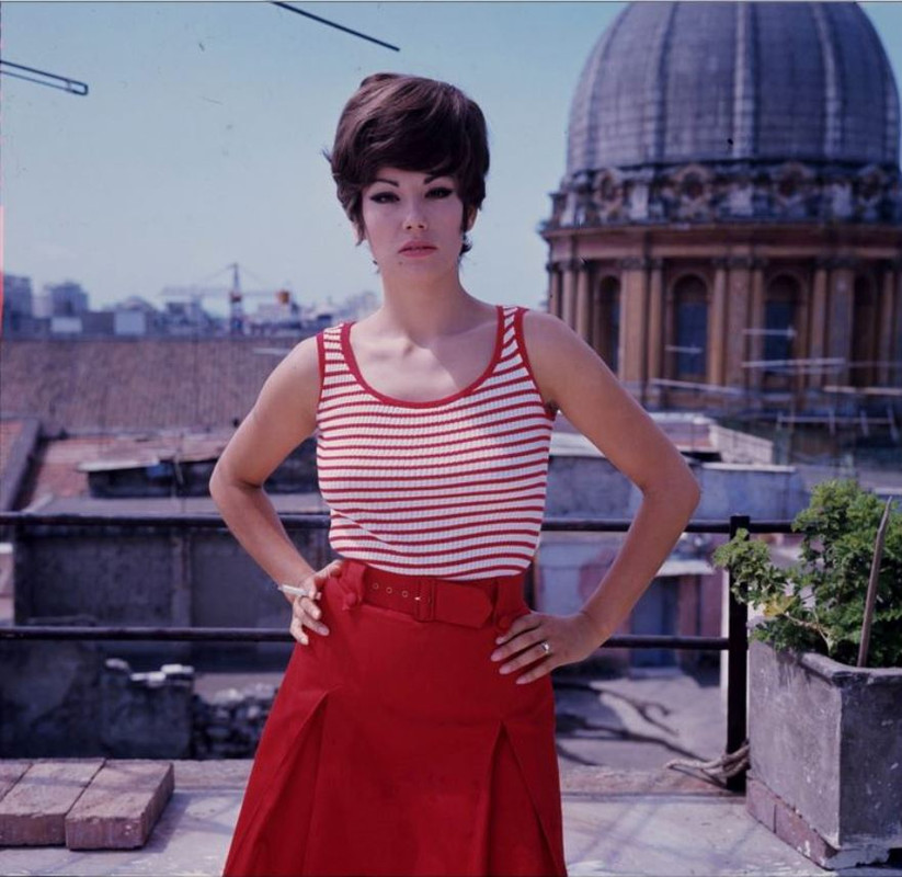 claudine_auger_mb06