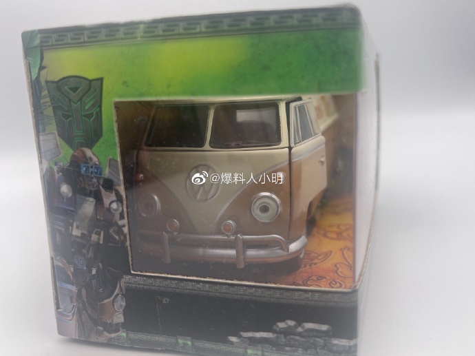 Jada-Toys-Rise-Of-The-Beasts-Wheeljack-1-32-02