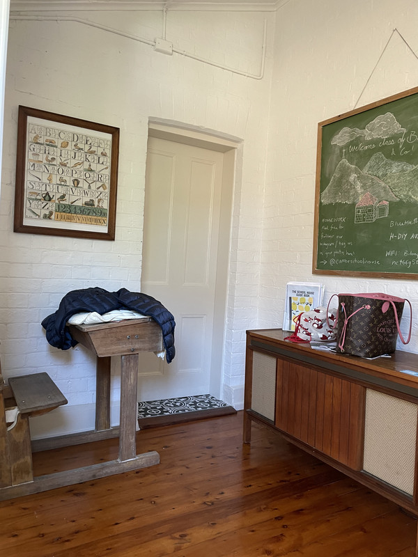 9FAF6A32-7911-43F3-8A0B-47E204C1AF86