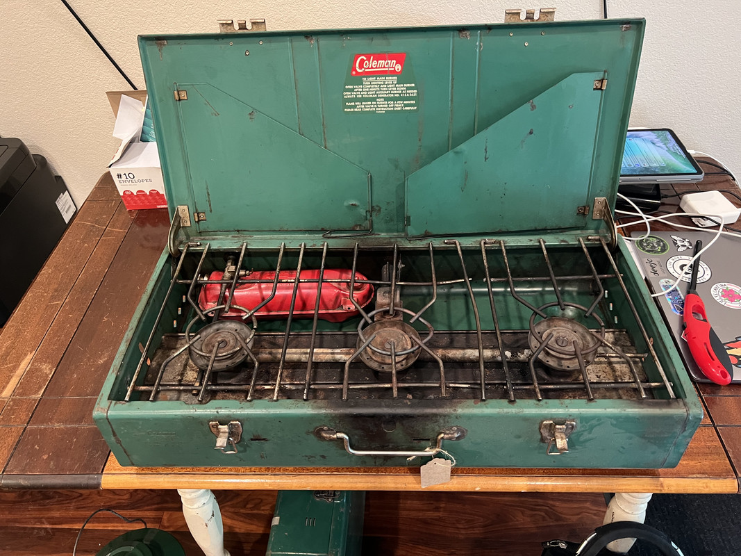 7B966A03-F857-422D-8C8D-E5FABF8E829C