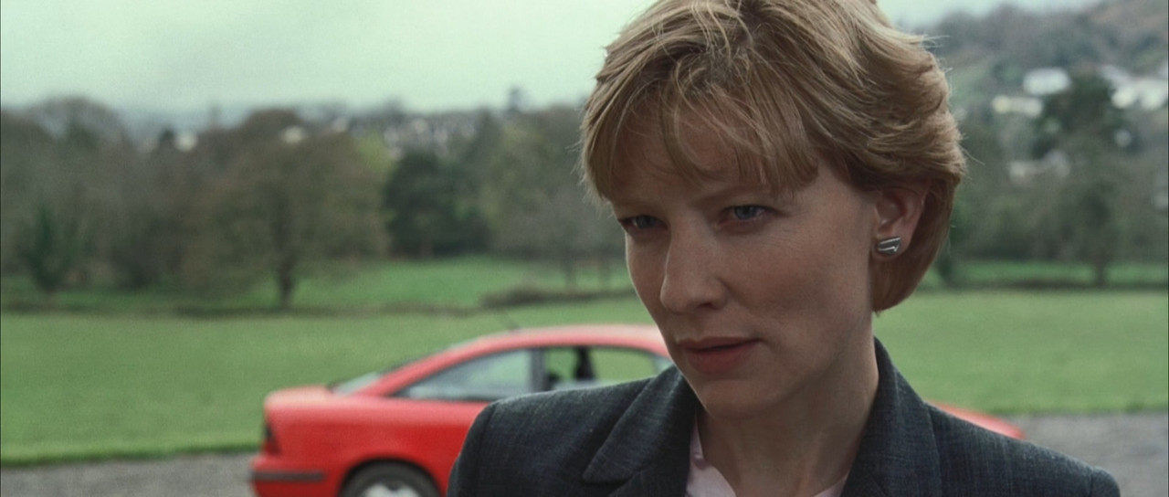 Veronica Guerin (2003) (1080p AMZN WEB-DL x265 Silence)-4