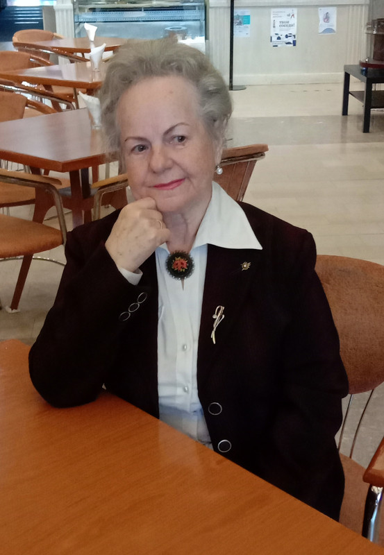 Задумалась