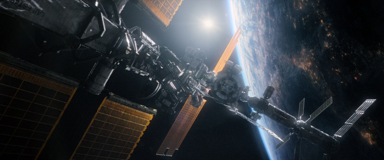 Life 2017 (1080p x265 10bit Tigole).mkv_snapshot