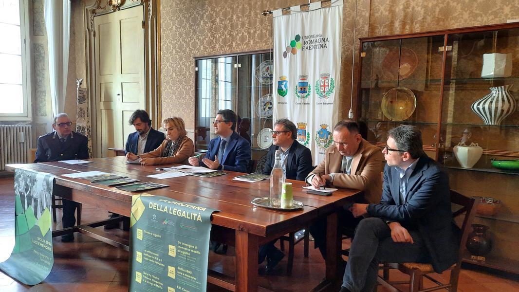 “La Carovana della Legalità”: Il progetto porterà iniziative sul tema della legalità nei comuni dell’Unione “La Carovana della Legalità”: Il progetto porterà iniziative sul tema della legalità nei comuni dell’Unione
