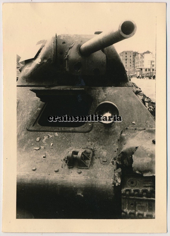 Orig. Foto Detail Turm zerstörte russische Beute Panzer T-34 Tan