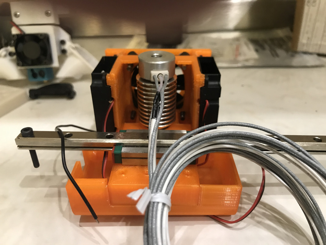 C34B9EF3-5D38-4078-9C01-519F2E25AA19