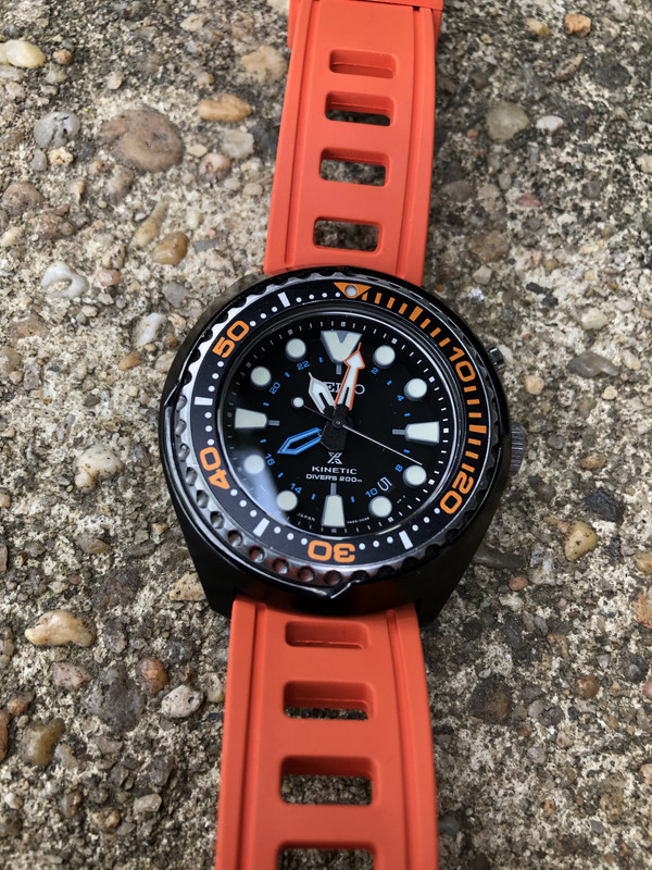 A98870A7-F3CD-49E4-ADD7-7B0784E80047