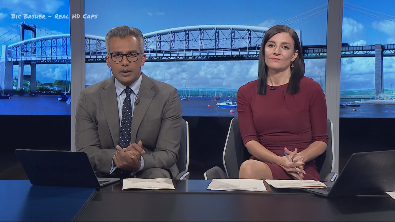06.11 - 18.00.00 - ITV News West Country. Breaking news and current s....ts_snapshot_27.11.265