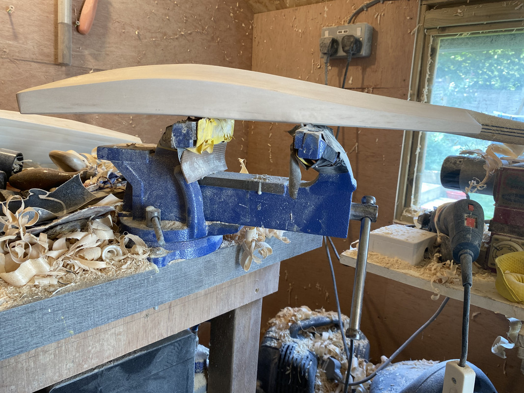 C75B6E8F-55FA-4ABB-B2A2-696D6A0801BA