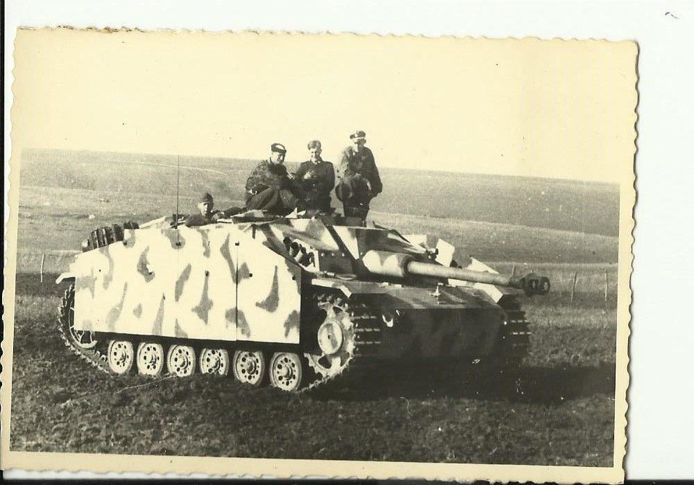 ORIGINAL FOTO TANK STURMGESCHÜTZ STUG III ODER I