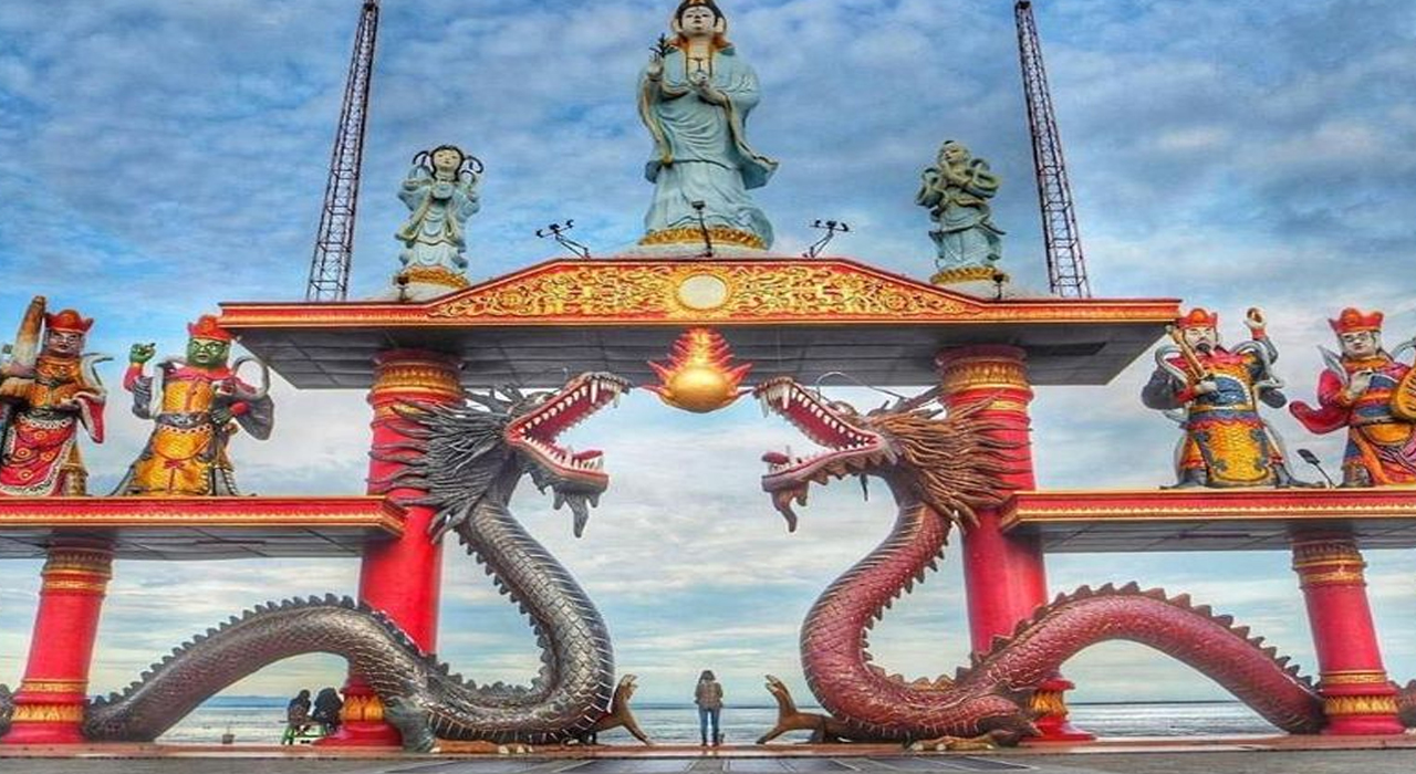Kenjeran Park, Wisata Ikonik yang Wajib Dikunjungi di Jawa Timur