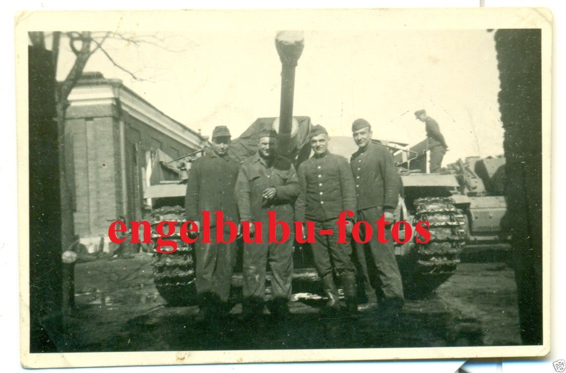 PANZER - STURMGESCHÜTZ - Befehlswagen - TARNUNG 