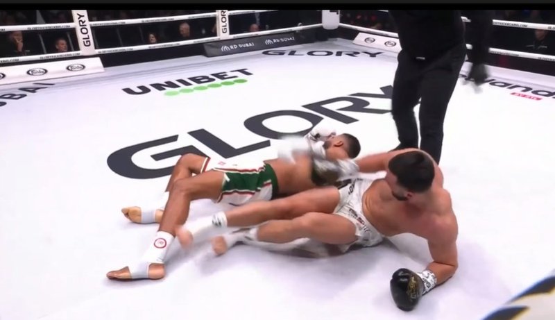 Невероятно! Месуд Селимович възкръсна и нокаутира Иляс Хамуши