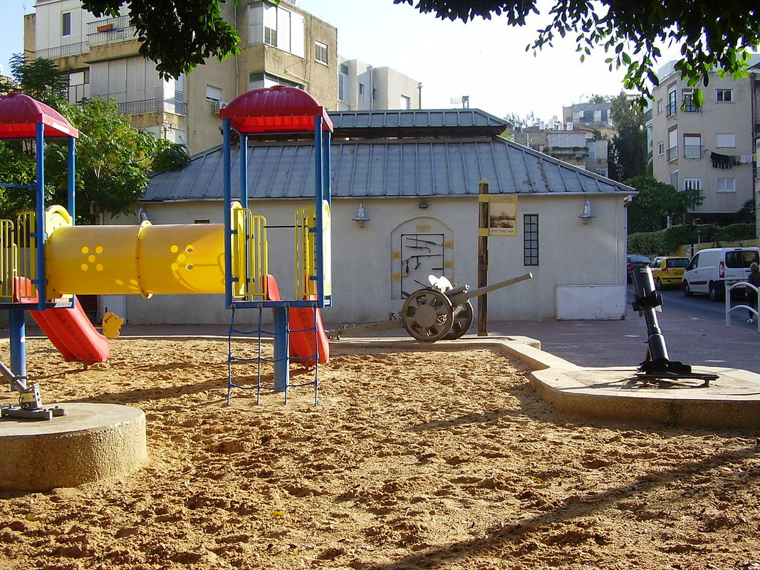 памятник Гиватаим taas garden