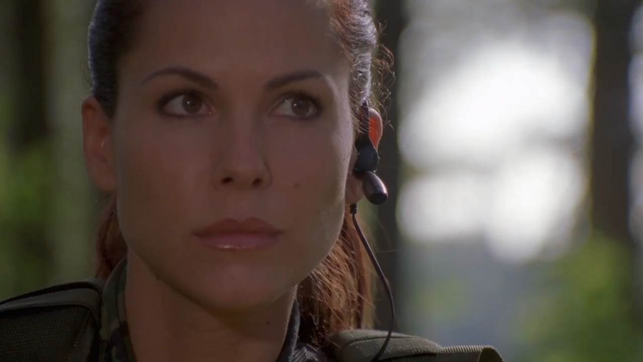 Pterodactyl 2004 WebRip [Hindi + Tamil + English] 480p, 720p Screenshot