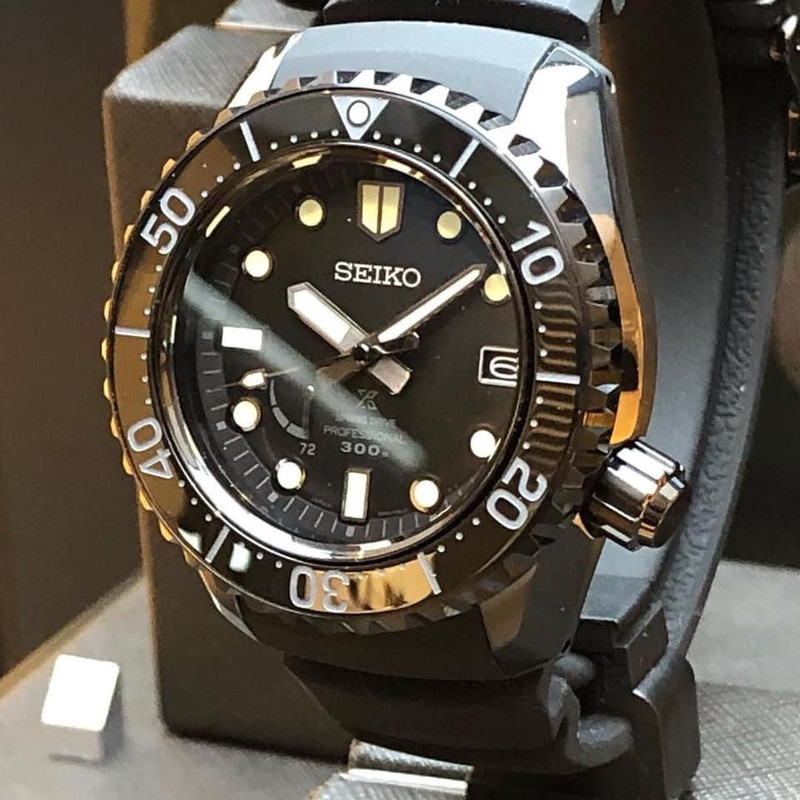 0C897F48-0670-4710-9598-28DBFF36B1D8