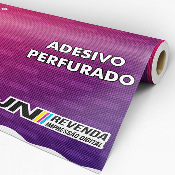 Adesivo perfurado com brilho para vitrines e veículos.