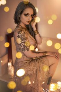 full_aura_01_FB9BF9C93F