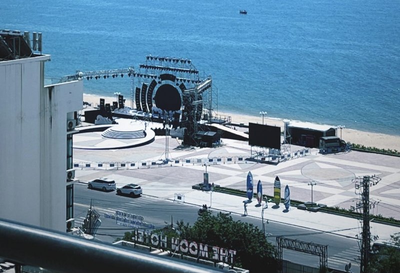 8DFD7ABD-8472-469C-96C7-7868088893F7