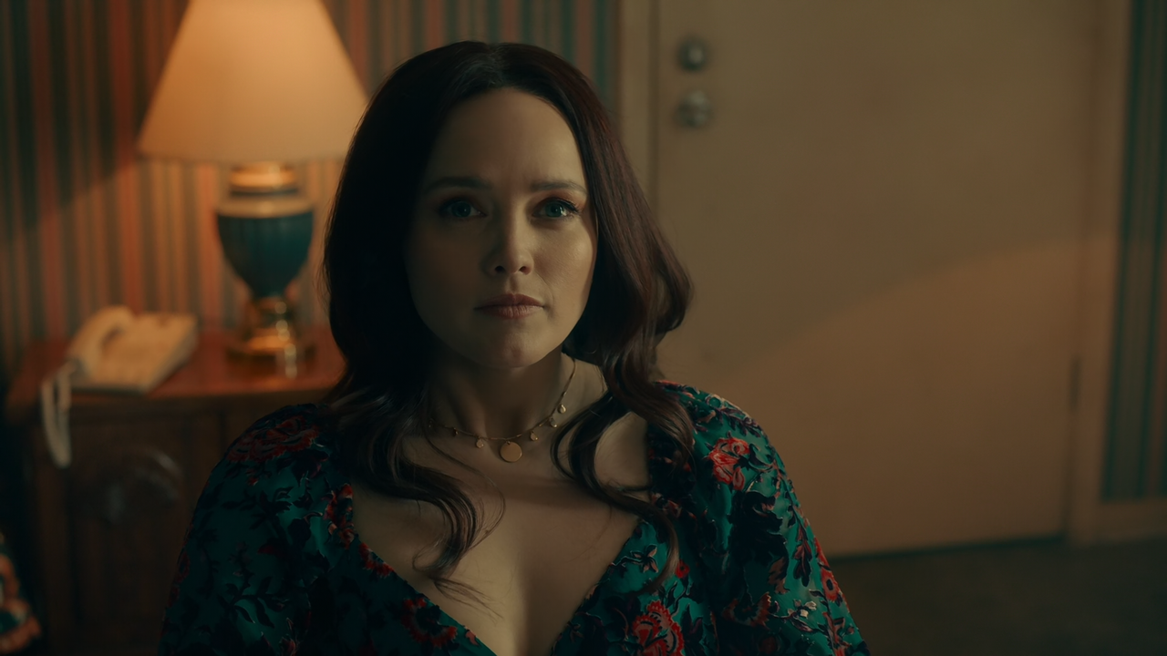 Legacies.S04E12.Not.All.Those.Who.Wander.Are.Lost.1080p.10bit.AMZN.WEB-DL.DDP5.1.HEVC-Vyndros.mkv_sn