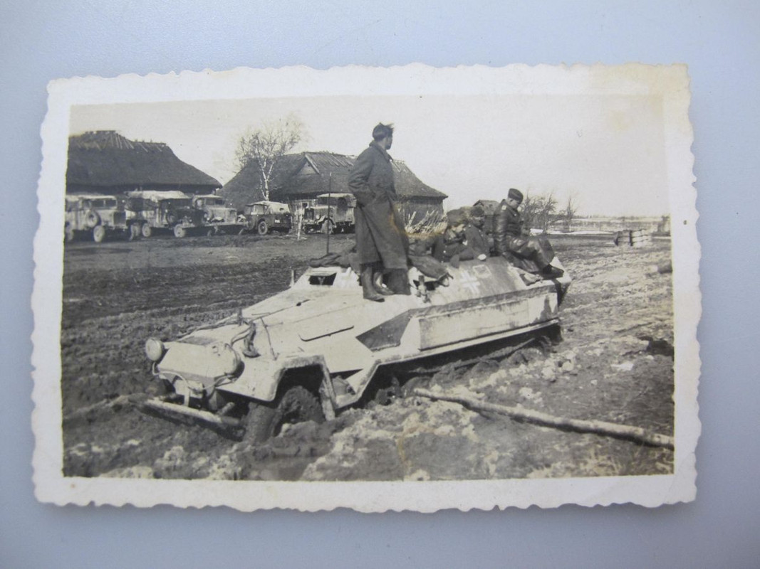 Foto , Panzerspähwagen, Balkenkreuz, Spähwagen