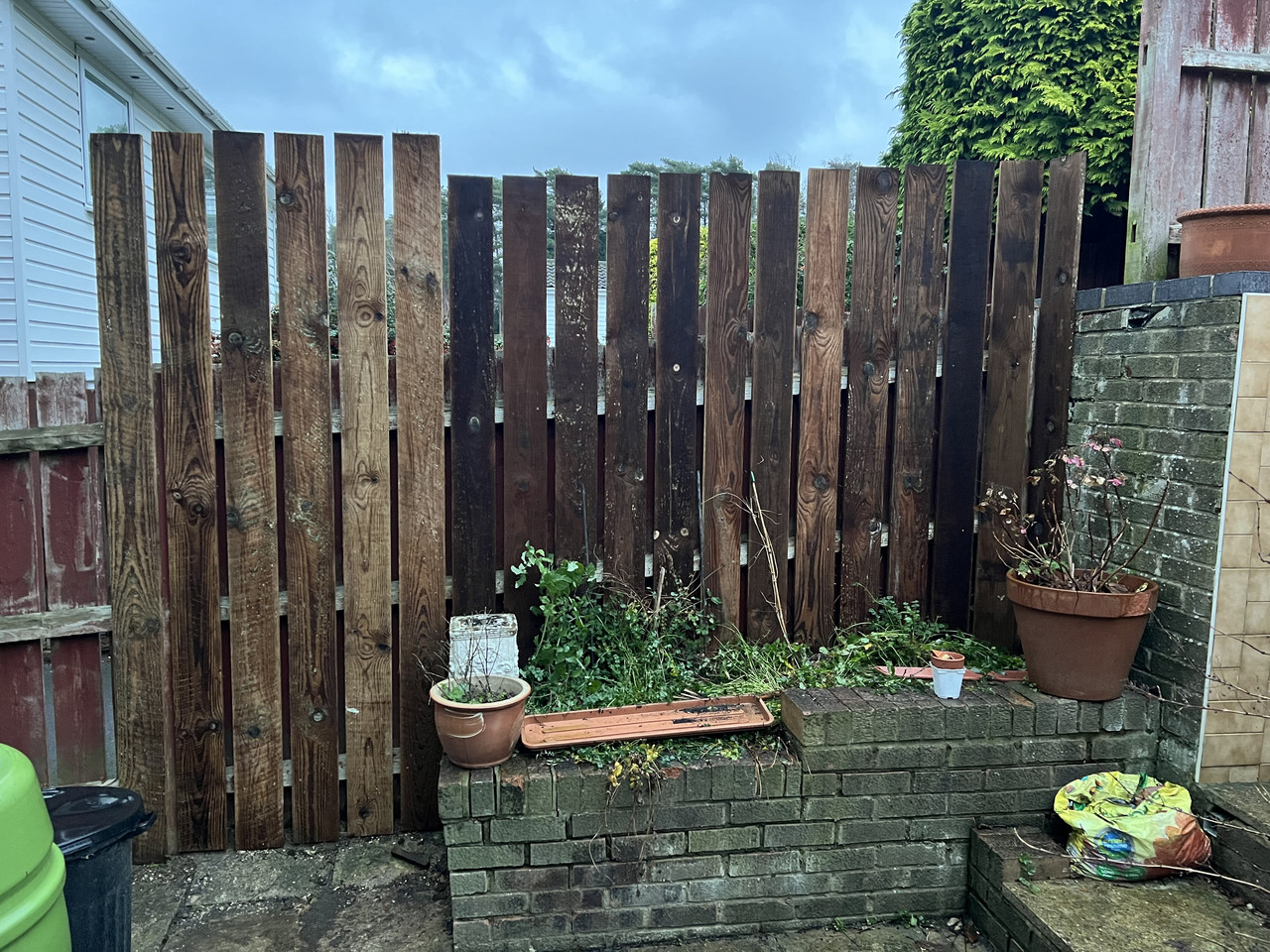 Fence build by MW Handyman