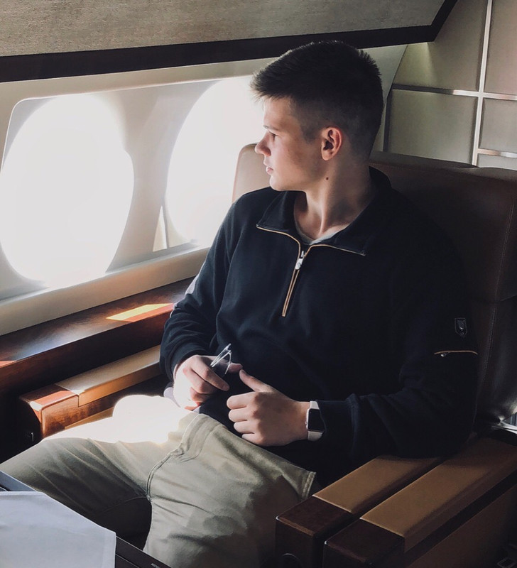 423FD1B8-791B-4A2F-B697-E7262CEBAFC2