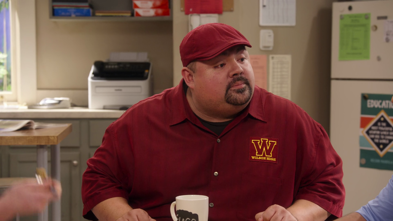 Mr. Iglesias (2019) S01 (1080p NF Webrip x265 10bit EAC3 5.1 - Ainz)[TAoE].mkv